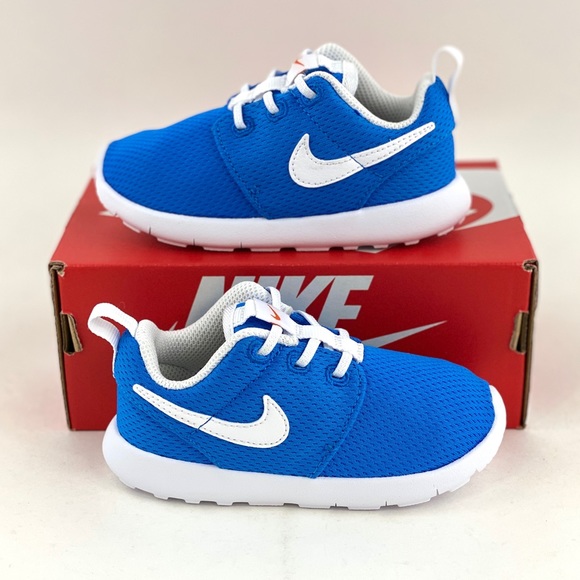 NEW Nike Roshe One Blue White Toddler Shoes - Picture 3 of 15